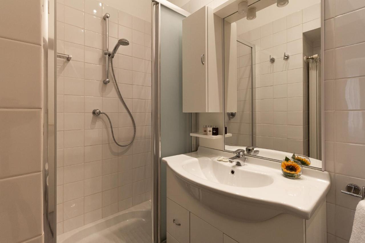 Harry'S Bar Trevi Luxury Apartments - Spagna Roma Exterior foto