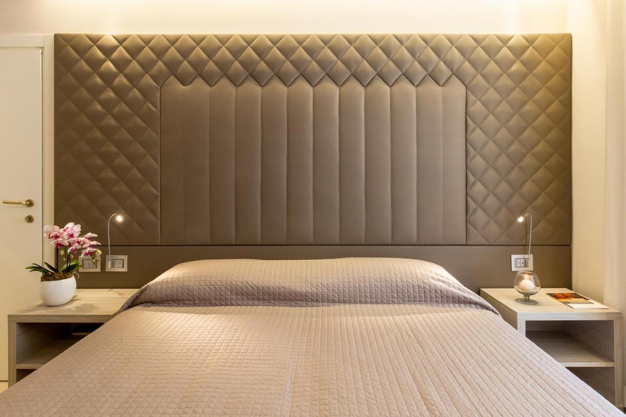 Harry'S Bar Trevi Luxury Apartments - Spagna Roma Exterior foto